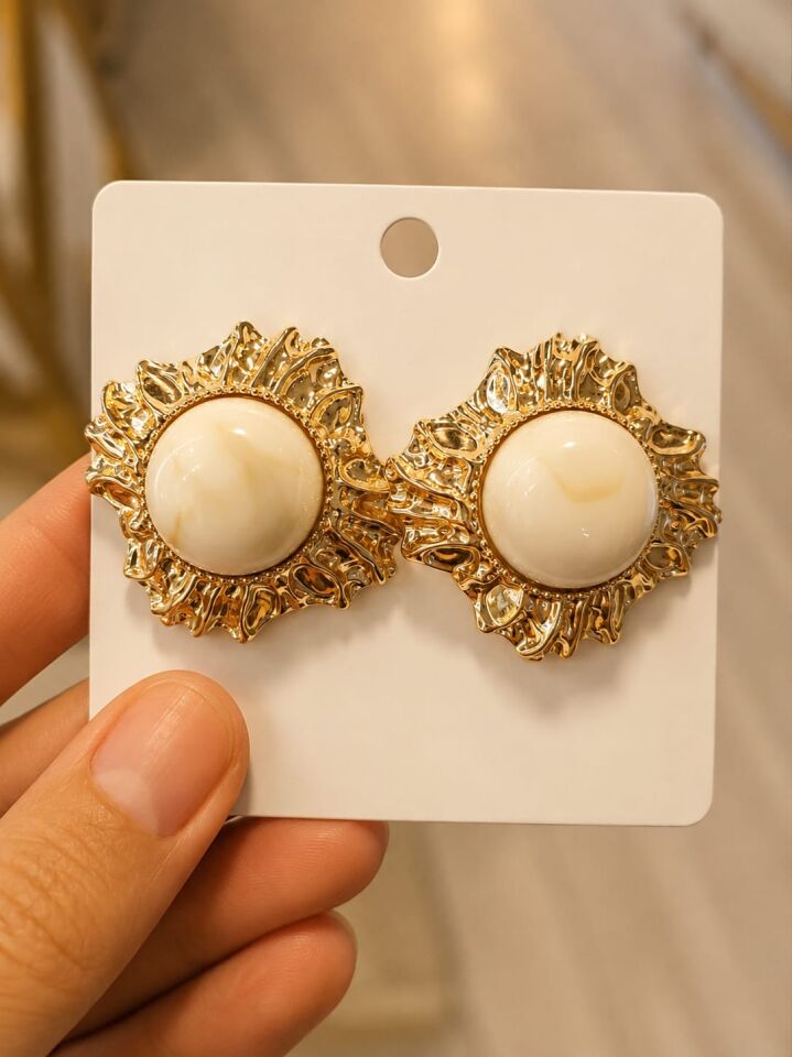 Vintage Gold Küpe Bej