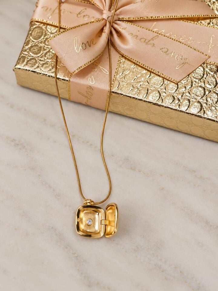 Antik Kare Açılabilir Kapaklı Çelik Kolye 45 + 5 cm