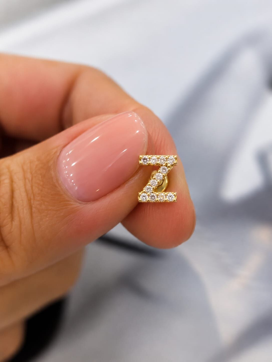 Tragus Z harf